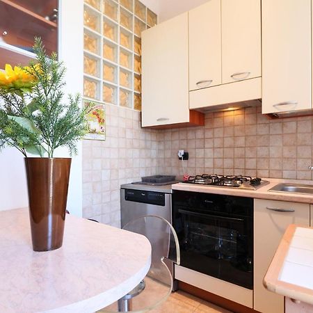 Primopiano - Tertulliano Lägenhet Milano Exteriör bild